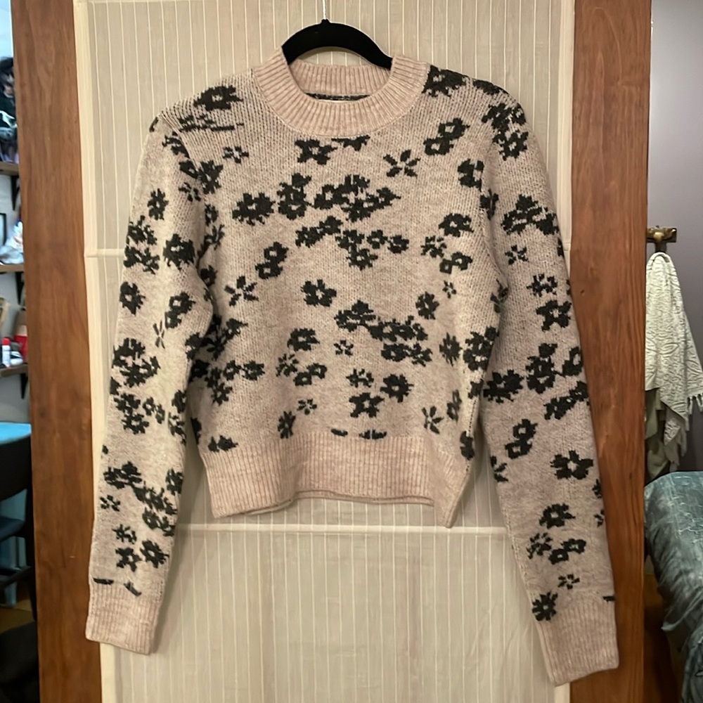 Grey Z Supply sweater size small * like new
